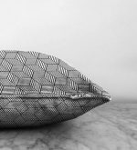 Realhomes 3D Cube Desenli Dijital Baskılı Modern Raşel Kadife Yastık Kırlent Kılıfı Realhomes