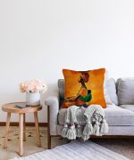 - Sonil-K-3413-Gorsel2 - Realhomes Turuncu Afrikan Women Tasarımlı Dijital Baskılı Raşel Kadife Yastık Kırlent Kılıfı Realhomes