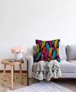 - Sonil-K-3490-Gorsel2 - Realhomes  Lacivert Zeminde Renkli Tüyler Özel Tasarımlı Raşel Kadife Yastık Kılıfı Realhomes