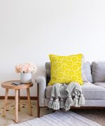 - Sonil-K-3557-Gorsel2 - Realhomes Limon Konseptli Özel Tasarım 3D Dekoratif Raşel Kadife Yastık Kırlent Kılıfı Realhomes