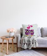 - Sonil-K-425-Gorsel2 - Realhomes Baykuş Desenli Dijital Baskılı Dekoratif Raşel Kadife Yastık Kırlent Kılıfı Realhomes