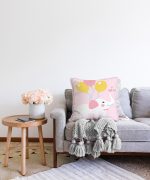 Realhomes Özel Tasarımlı Dijital Baskılı Çocuk Odası Raşel Kadife Yastık Kırlent Kılıfı Realhomes