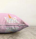 Pembe Zeminde Unicorn Desenli Çocuk Odası Raşel Kadife Yastık Kırlent Kılıfı Realhomes