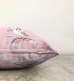 Pembe Zeminde Unicorn At Desenli Çocuk Odası Raşel Kadife Yastık Kırlent Kılıfı Realhomes