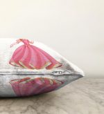 Pamuk Prenses Çizgifilm Desenli 3D Çocuk Odası Raşel Kadife Yastık Kırlent Kılıfı Realhomes