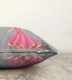 Pamuk Prenses Çizgifilm Desenli 3D Çocuk Odası Raşel Kadife Yastık Kırlent Kılıfı Realhomes