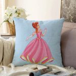 Pamuk Prenses Çizgifilm Desenli 3D Çocuk Odası Raşel Kadife Yastık Kırlent Kılıfı Realhomes