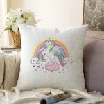 - Sonil-K-4324-Gorsel1 - Realhomes Beyaz Zeminde Unicorn At ve Yıldızlar Çocuk Odası Raşel Kadife Yastık Kırlent Kılıfı Realhomes