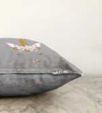 Gri Zeminde Magic Unicorn Tasarımlı Çocuk Odası Raşel Kadife Yastık Kırlent Kılıfı Realhomes