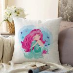 - Sonil-K-4331b-Gorsel1 - Realhomes Beyaz Zeminde Denizkızı Tasarımlı Dijital Baskılı Çocuk Odası Raşel Kadife Yastık Kılıfı Realhomes