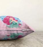 Pembe Zeminde Denizkızı Tasarımlı Dijital Baskılı Çocuk Odası Raşel Kadife Yastık Kılıfı Realhomes