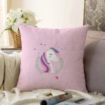 Pembe Zeminli Magic Unicorn Tasarımlı Çocuk Odası Raşel Kadife Yastık Kırlent Kılıfı Realhomes