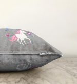 - Sonil-K-4335-Gorsel3 - Realhomes  Gri Zeminde Unicorn Sevimli At Çocuk Odası Raşel Kadife Yastık Kırlent Kılıfı Realhomes