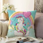 Yeşil Zeminde Sevimli At Çizimli Çocuk Odası Raşel Kadife Yastık Kırlent Kılıfı Realhomes