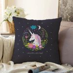 Siyah Zeminde Unicorn At Desenli Çocuk Odası Raşel Kadife Yastık Kırlent Kılıfı Realhomes