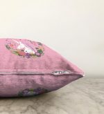 - Sonil-K-4349-Gorsel3 - Realhomes  Pembe Zeminde Unicorn At Desenli Çocuk Odası Raşel Kadife Yastık Kırlent Kılıfı Realhomes