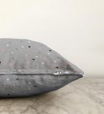 Gri Zeminde Renkli Kalpler Çocuk Odası Raşel Kadife Yastık Kırlent Kılıfı Realhomes