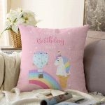 Pembe Zeminde Unicorn Tasarımlı Çocuk Odası Raşel Kadife Yastık Kırlent Kılıfı Realhomes