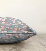 Gri Zeminde Rengarenk Kalpler Çocuk Odası Raşel Kadife Yastık Kırlent Kılıfı Realhomes