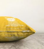 Sarı Zeminde Baykuş Özel Tasarımlı Bebek Odası Raşel Kadife Yastık Kırlent Kılıfı Realhomes