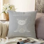 Gri Zeminde Baykuş Özel Tasarımlı Bebek Odası Raşel Kadife Yastık Kırlent Kılıfı Realhomes