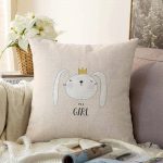 - Sonil-K-4386-Gorsel1 - Realhomes  Pembe Zeminde Its Girl Tavşan Motifli Bebek Odası Raşel Kadife Yastık Kırlent Kılıfı Realhomes