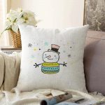 Beyaz Zeminde Kardan adam Çizim Desenli Bebek Odası Raşel Kadife Yastık Kırlent Kılıfı Realhomes