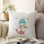 - Sonil-K-4435-Gorsel1 - Realhomes Beyaz Zeminde Sevimli Tilki Desenli Bebek Odası Raşel Kadife Yastık Kırlent Kılıfı Realhomes