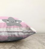 Pembe Çizgiler Üzerine Gri Yıldız Tasarımlı Bebek Odası Raşel Kadife Yastık Kırlent Kılıfı Realhomes