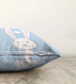 - Sonil-K-4512m-Gorsel3 - Realhomes  Pembe Zeminli Tavşan Desenli Bebek Odası Raşel Kadife Yastık Kırlent Kılıfı Realhomes