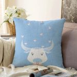 - Sonil-K-4516m-Gorsel1 - Realhomes Realhomes Özel Tasarımlı Dijital Baskılı Çocuk Odası Raşel Kadife Yastık Kırlent Kılıfı Realhomes