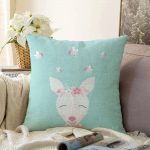 - Sonil-K-4520-Gorsel1 - Realhomes Realhomes Özel Tasarımlı Dijital Baskılı Çocuk Odası Raşel Kadife Yastık Kırlent Kılıfı Realhomes