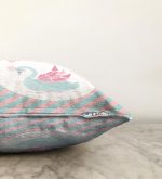 - Sonil-K-4571-Gorsel3 - Realhomes Realhomes Özel Tasarımlı Dijital Baskılı Çocuk Odası Raşel Kadife Yastık Kırlent Kılıfı Realhomes