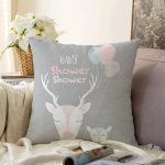 - Sonil-K-4577-Gorsel1 - Realhomes  Gri Zeminde Sevimli Geyik Tasarımlı Çocuk Odası Raşel Kadife Yastık Kırlent Kılıfı Realhomes