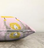 - Sonil-K-4584-Gorsel3 - Realhomes Gri Zeminde Unicorn Geyikler Tasarımlı Çocuk Odası Raşel Kadife Yastık Kırlent Kılıfı Realhomes