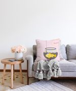 - Sonil-K-4589-Gorsel2 - Realhomes  Pembe Zeminde Akvaryum Temalı Çocuk Odası Raşel Kadife Yastık Kırlent Kılıfı Realhomes