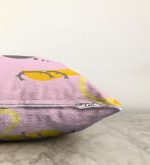 - Sonil-K-4590p-Gorsel3 - Realhomes  Pembe Zeminde Leylek Motifli Özel Tasarım Çocuk Odası Raşel Kadife Yastık Kırlent Kılıfı Realhomes