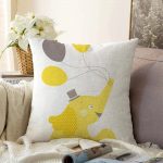 - Sonil-K-4594-Gorsel1 - Realhomes  Beyaz Zeminde Uçan Balonlar ve Fil Desenli Çocuk Odası Raşel Kadife Yastık Kırlent Kılıfı Realhomes