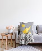 - Sonil-K-4595-Gorsel2 - Realhomes  Gri Zeminde Uçan Balonlar ve Fil Desenli Çocuk Odası Raşel Kadife Yastık Kırlent Kılıfı Realhomes