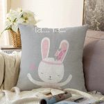 - Sonil-K-4664-Gorsel1 - Realhomes  Realhomes Özel Tasarımlı Dijital Baskılı Çocuk Odası Raşel Kadife Yastık Kırlent Kılıfı Realhomes