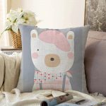 - Sonil-K-4669g-Gorsel1 - Realhomes  Realhomes Özel Tasarımlı Dijital Baskılı Çocuk Odası Raşel Kadife Yastık Kırlent Kılıfı Realhomes