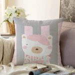 - Sonil-K-4670-Gorsel1 - Realhomes  Realhomes Özel Tasarımlı Dijital Baskılı Çocuk Odası Raşel Kadife Yastık Kırlent Kılıfı Realhomes