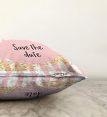 Pembe Zeminde Save The Date Motifli Çocuk Odası Raşel Kadife Yastık Kırlent Kılıfı Realhomes