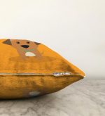 - Sonil-K-4868-Gorsel3 - Realhomes  Realhomes Köpek Desenli Dijital Baskılı Modern Raşel Kadife Kırlent Kılıfı Realhomes