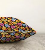 - Sonil-K-4944-Gorsel3 - Realhomes  Realhomes Nom Nom Pankek Dijital Baskılı Modern Raşel Kadife Yastık Kılıfı Realhomes