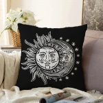 Güneş Ay Yıldızlı Dekoratif Raşel Kadife Kırlent Kılıfı Realhomes