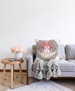 - Sonil-K-5008-Gorsel2 - Realhomes  Medusa Gorgon Özel Tasarım Dijital Baskılı Raşel Kadife Yastık Kılıfı Realhomes