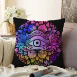 - Sonil-K-5009siyah-Gorsel1 - Realhomes  Realhomes Siyah Zeminde Renkli Üçüncü Göz Motifli Raşel Kadife Kırlent Kılıfı Realhomes