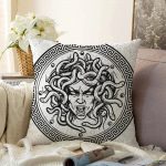 - Sonil-K-5010-Gorsel1 - Realhomes  Realhomes Eski Medusa Özel Tasarım Raşel Kadife Kırlent Kılıfı Realhomes