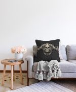 - Sonil-K-5016-Gorsel2 - Realhomes Gri Zeminde Kuru Kafa Motifli Özel Tasarım Raşel Kadife Kırlent Kılıfı Realhomes